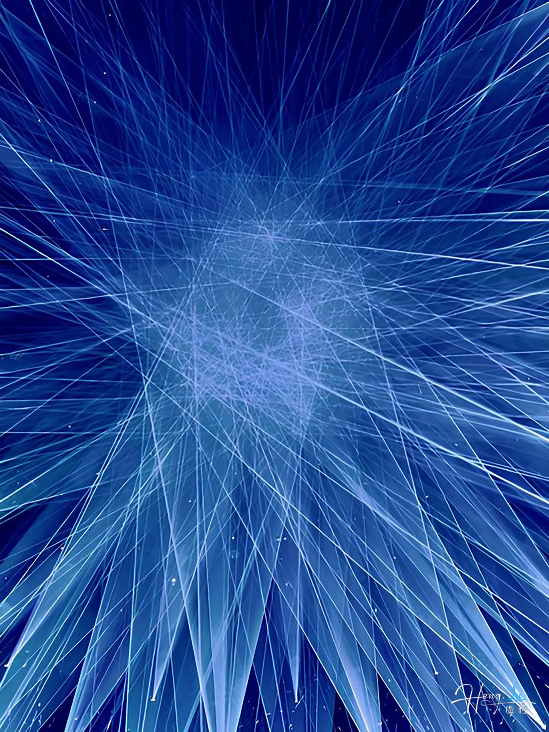 Blue light ray pattern photographed by Heng Lu